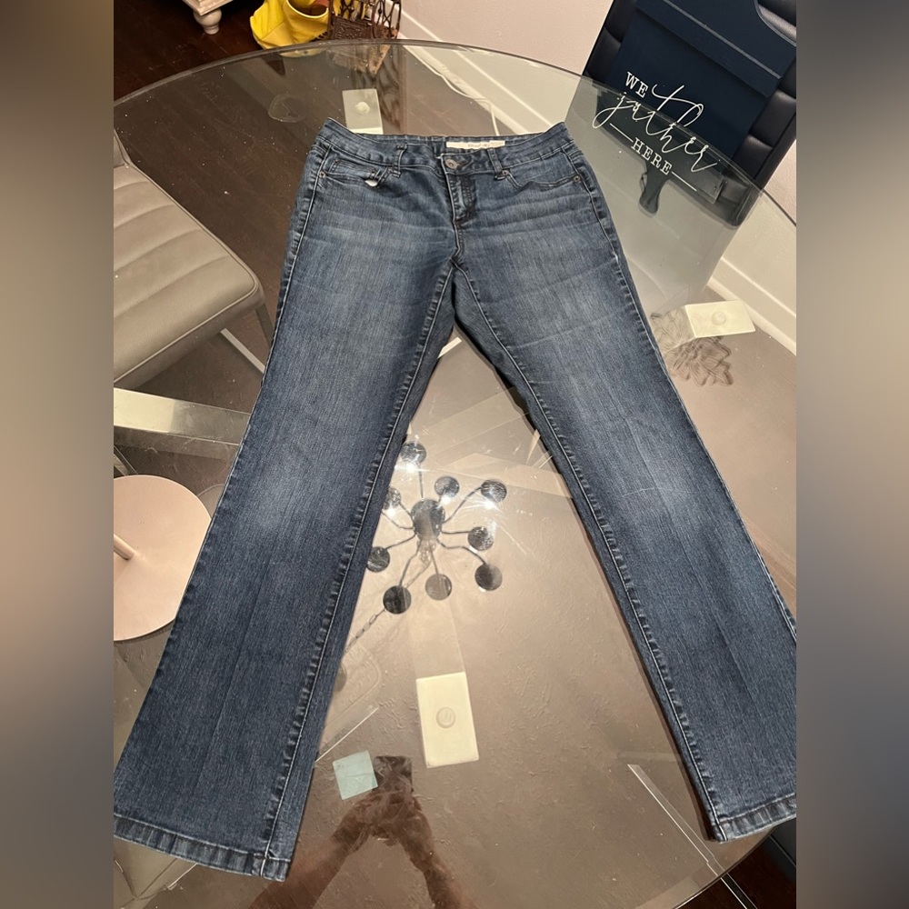 DKNY JEANS SIZE 10-SUPER CUTE JEANS